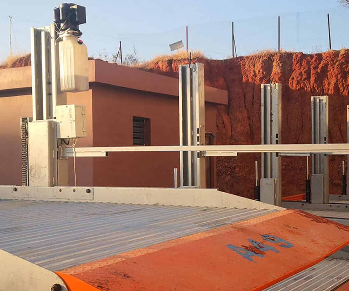 冷水江PJS四柱雙層停車設(shè)備技術(shù)文件